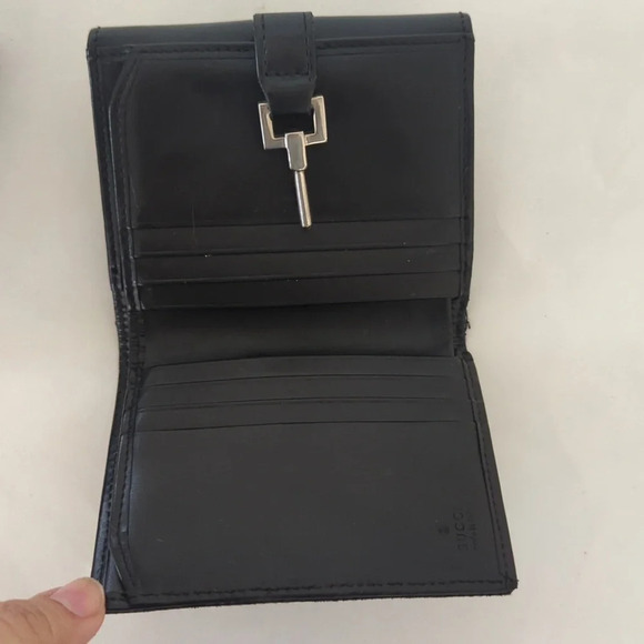 Gucci monogram logo silver lock wallet - Picture 7 of 13